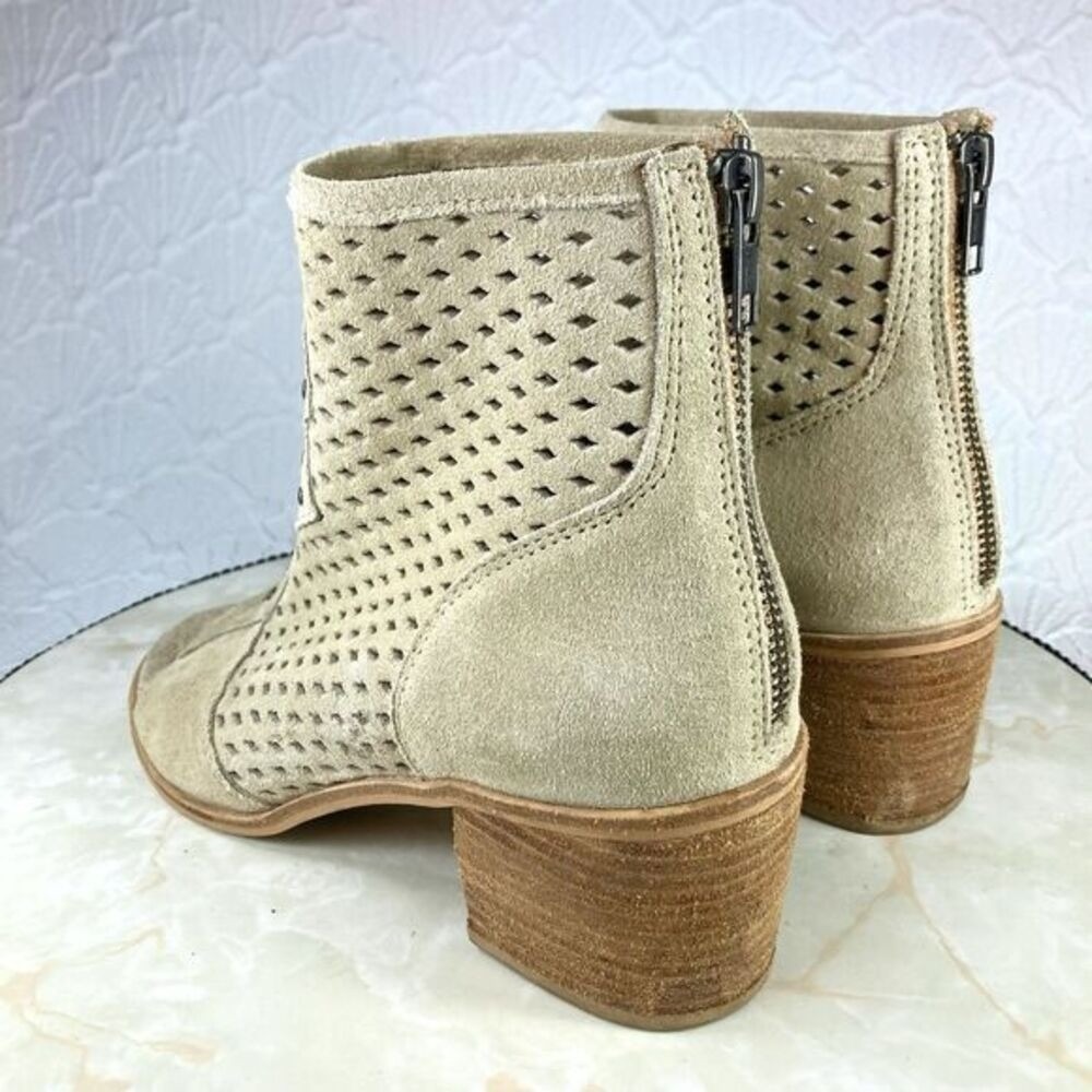 Matisse Brooklyn Peep Toe Ankle Bootie Women 7.5 Tan Studded Suede Boho Comfort - Picture 8 of 13